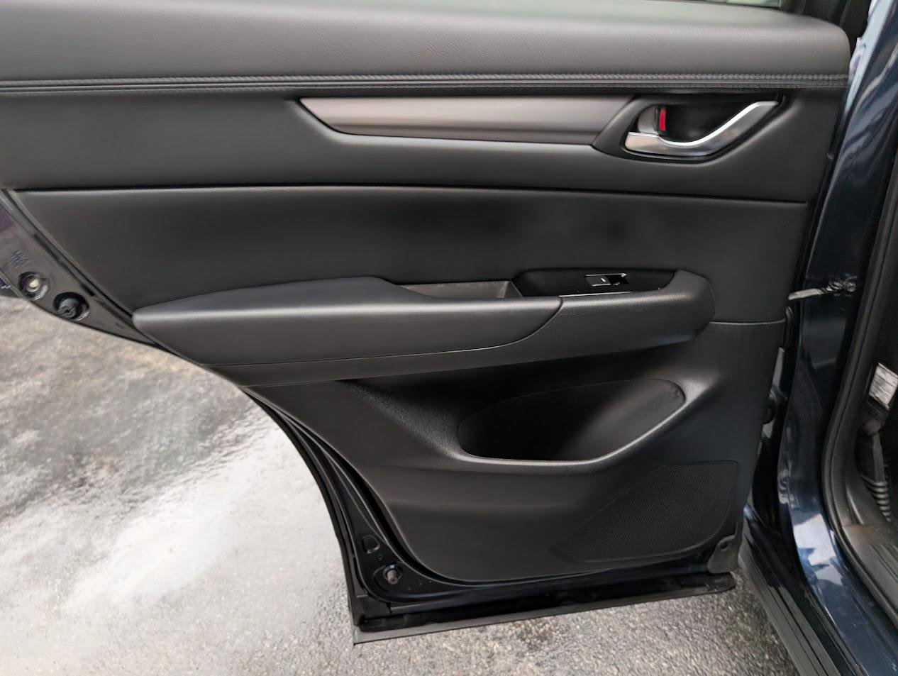 Used 2019 MAZDA CX-5 Touring image 37