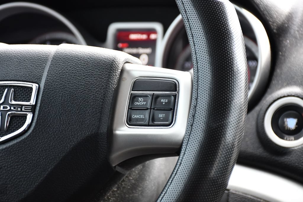 Used 2019 Dodge Journey SE w/ Connectivity Group FWD image 22