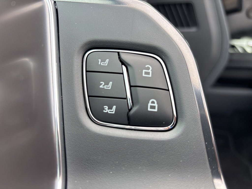 New 2026 Ford F250 Platinum w/ Tremor Off-Road Package image 21