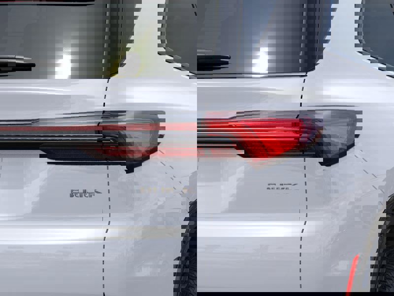New 2025 Buick Enclave Sport Touring image 11