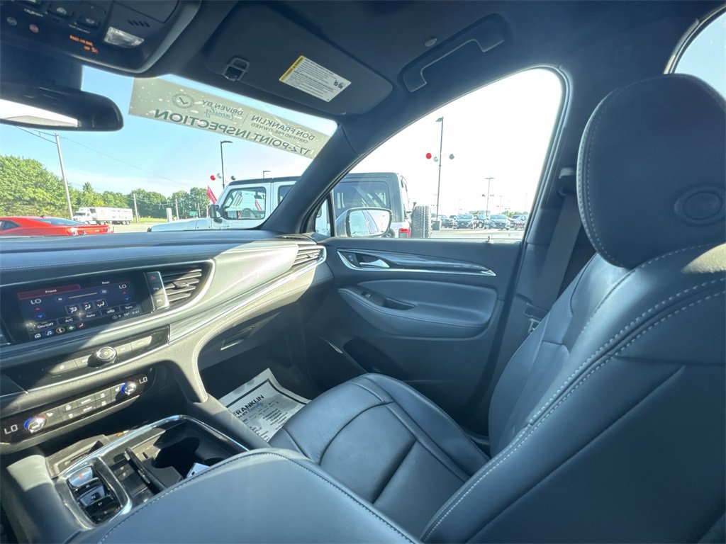 Used 2023 Buick Enclave Essence w/ Experience Buick Package image 11