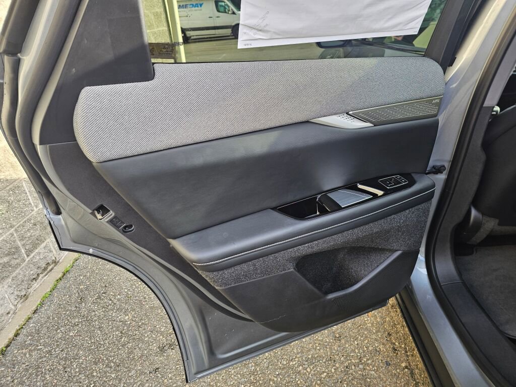 New 2026 Cadillac Optiq Luxury 2 image 19