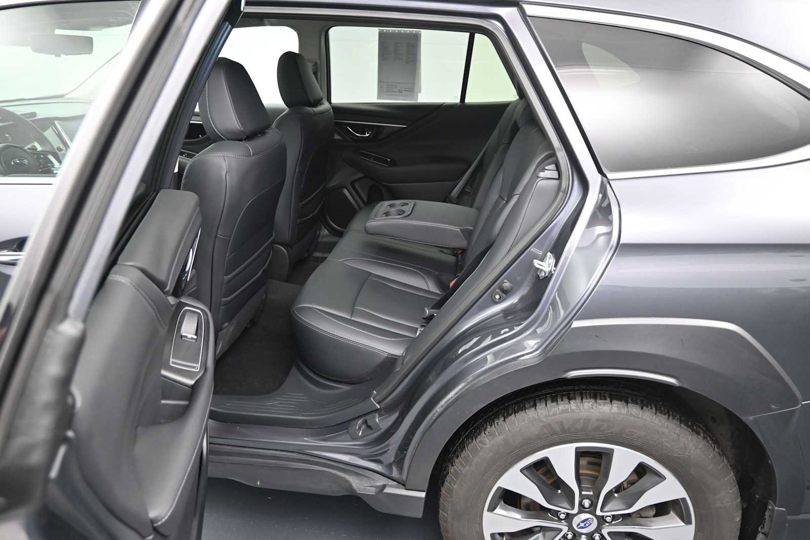 Used 2024 Subaru Outback Touring w/ Popular Package #2 AWD/4WD image 8
