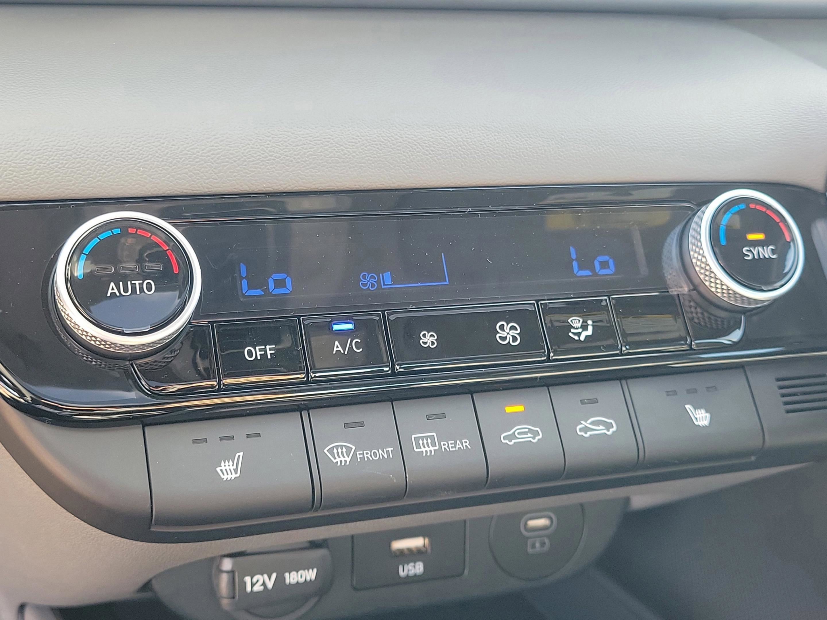 New 2026 Hyundai Elantra SEL Sport Premium FWD image 23