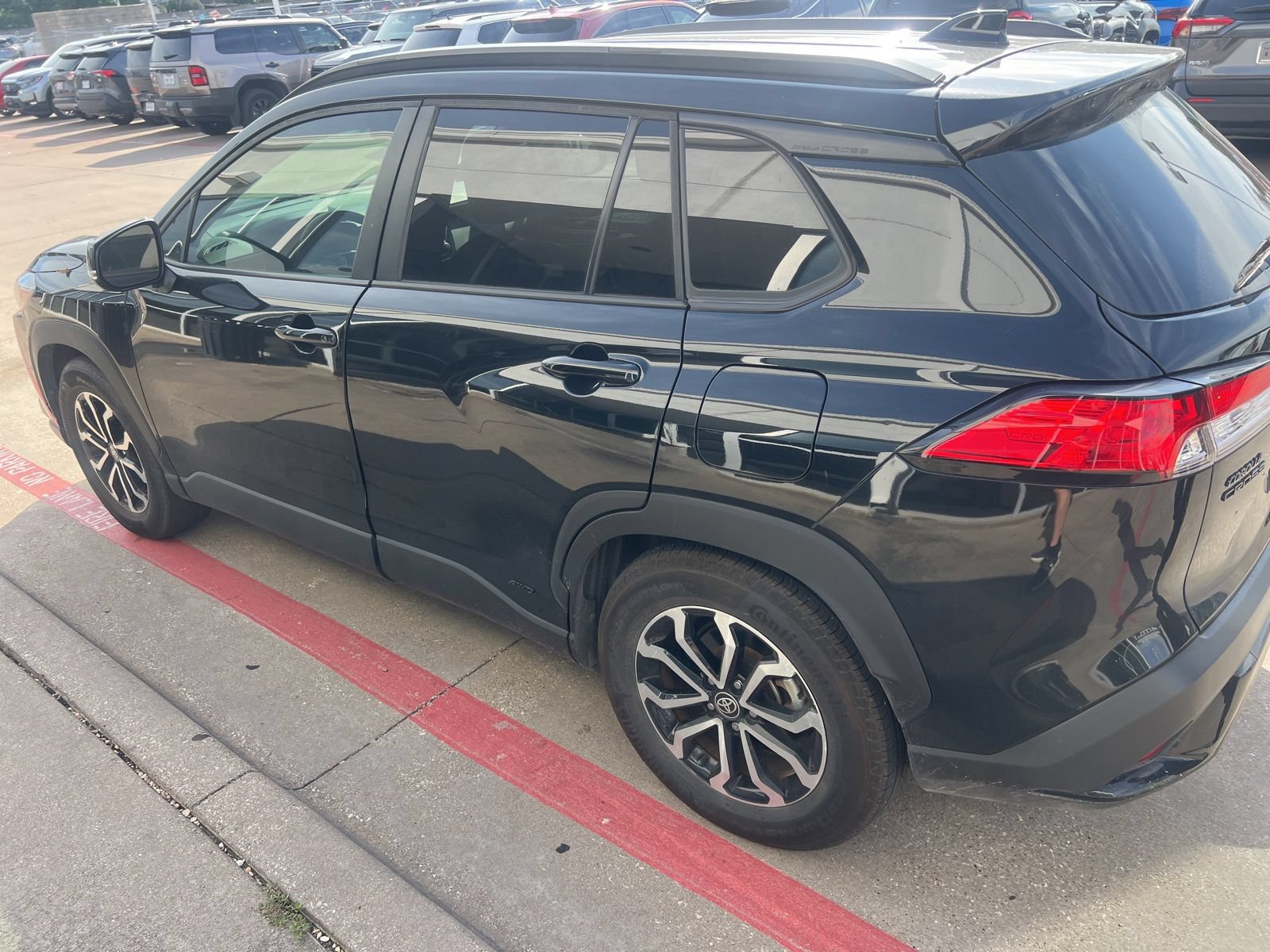 Used 2023 Toyota Corolla Cross AWD Hybrid image 6