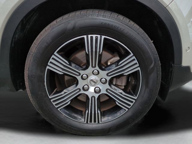 Used 2019 Volvo XC40 T5 Inscription AWD/4WD image 27