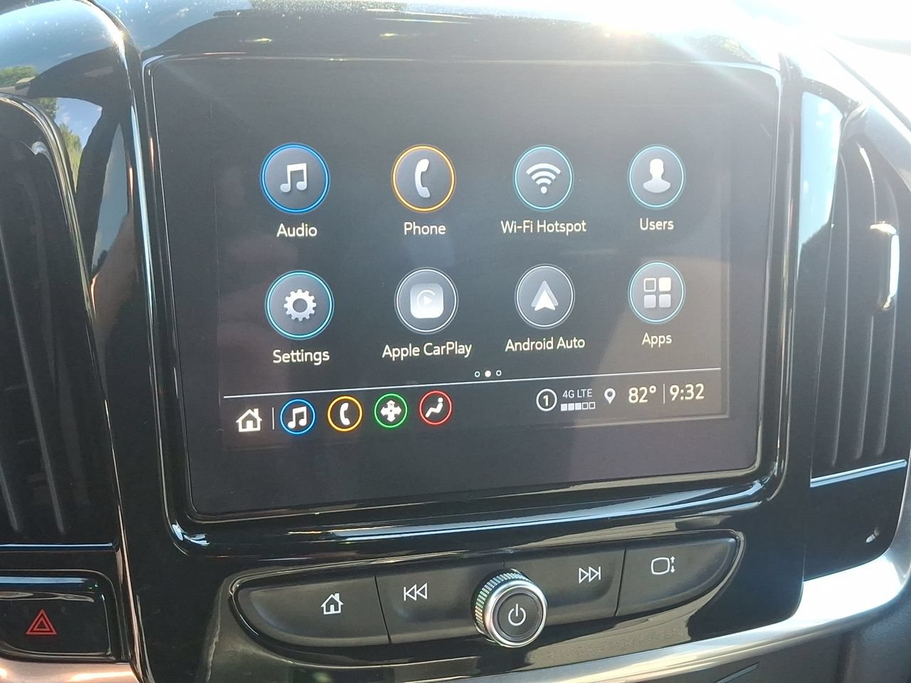 Certified 2023 Chevrolet Traverse LT FWD image 14
