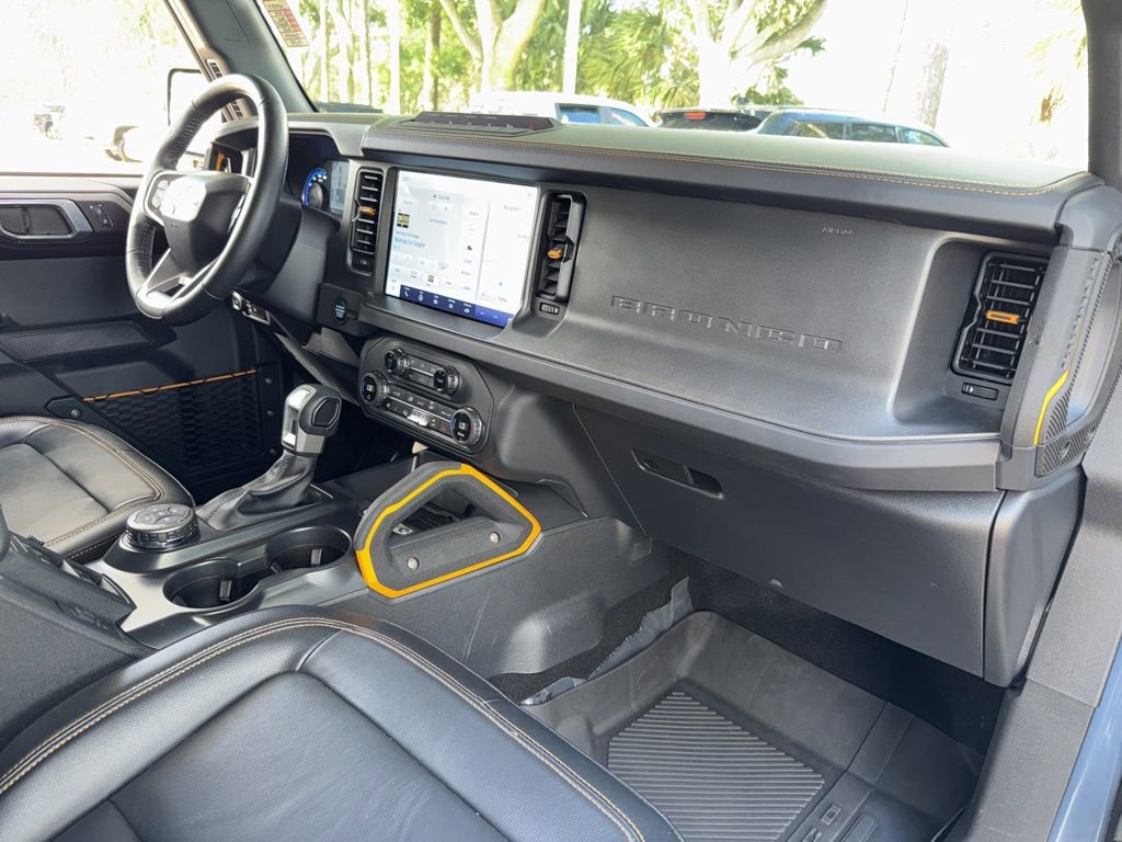Used 2024 Ford Bronco Badlands image 18