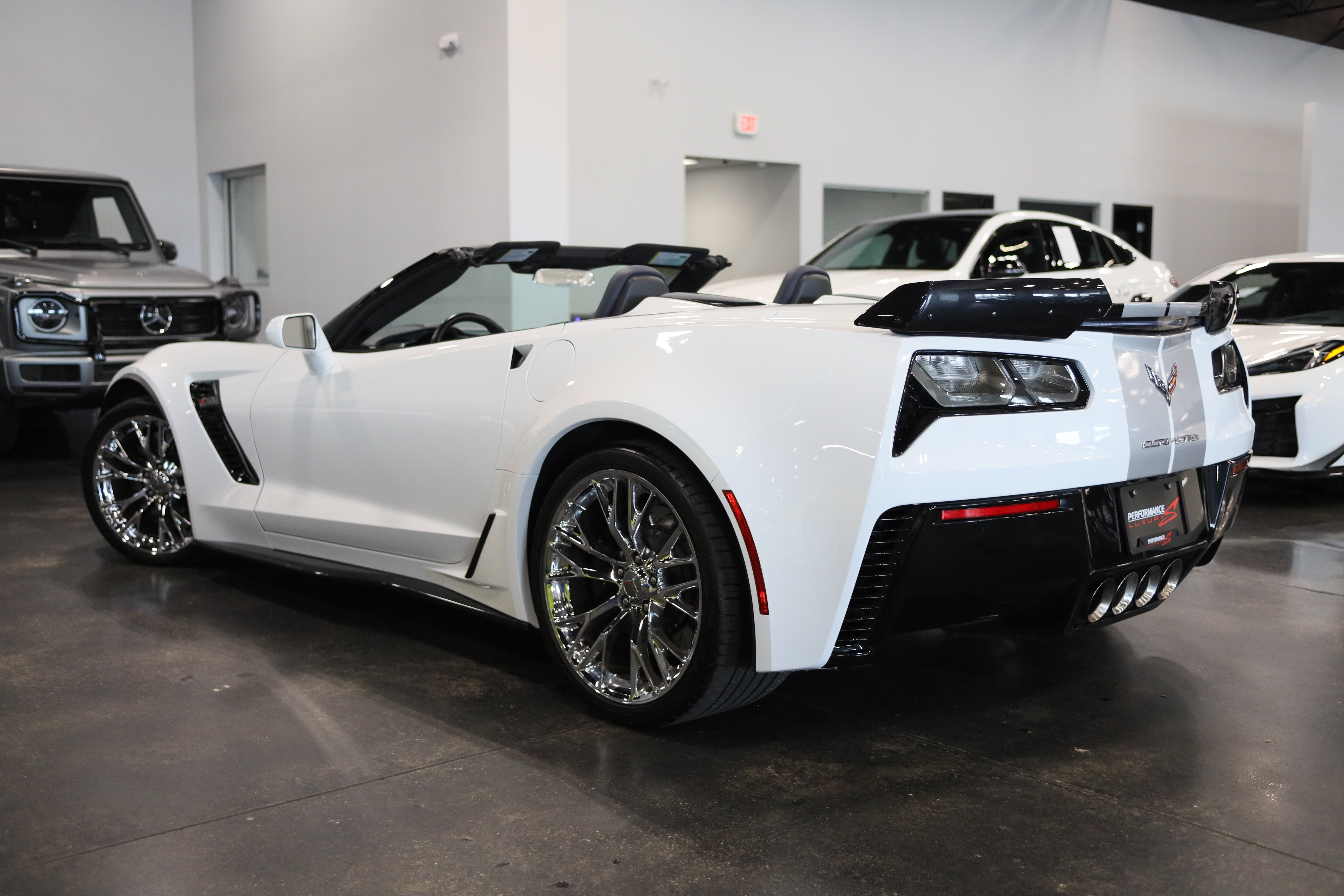 Used 2016 Chevrolet Corvette Z06 w/ 3LZ Preferred Equipment Group RWD image 5