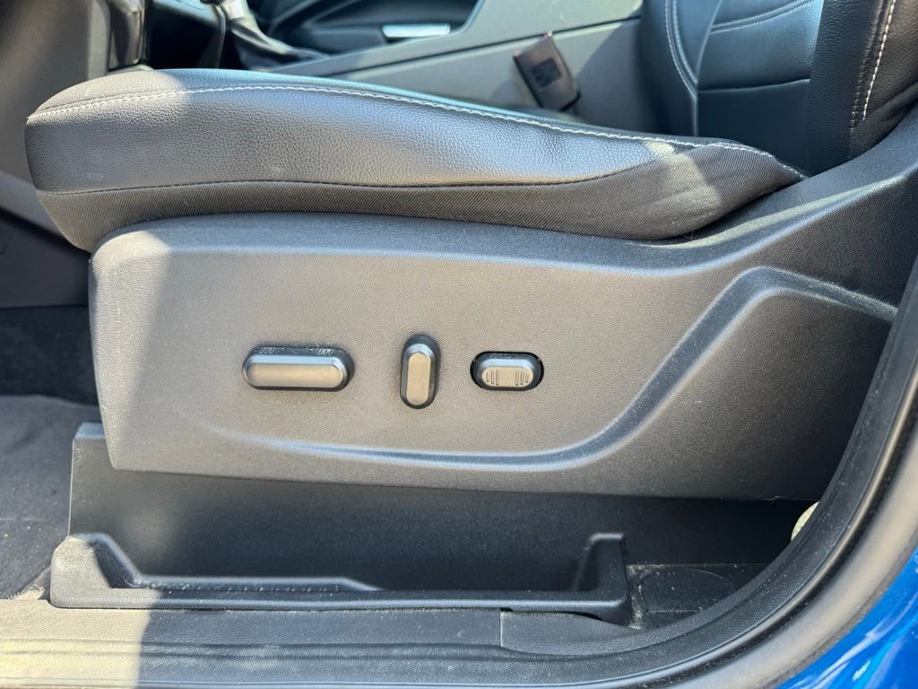 Used 2017 Ford Escape Titanium w/ Equipment Group 301A image 15