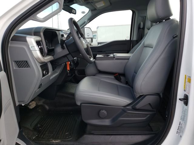 New 2026 Ford F250 XL w/ XL Chrome Package image 11