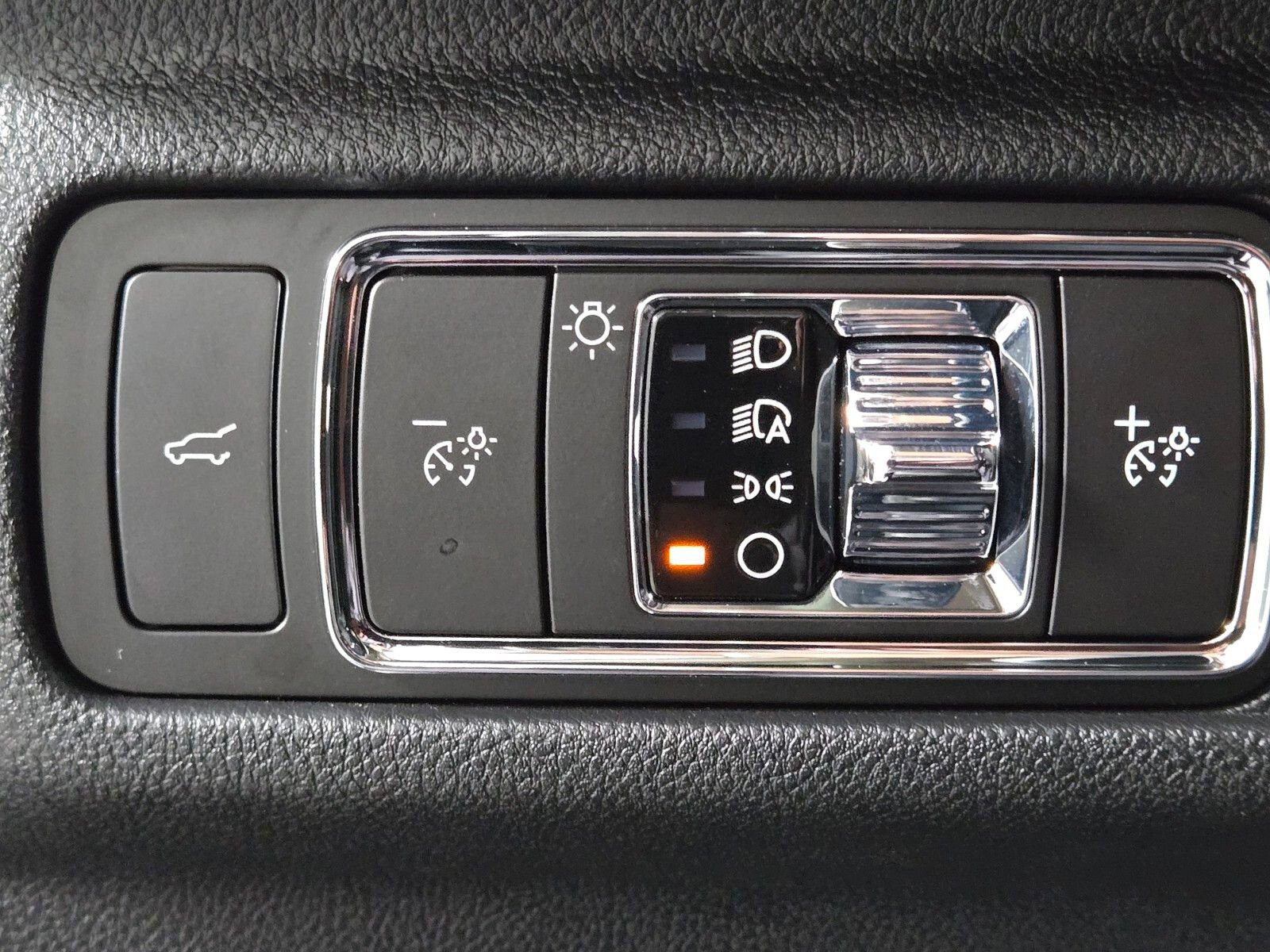 New 2026 Lincoln Corsair Premiere AWD/4WD image 24