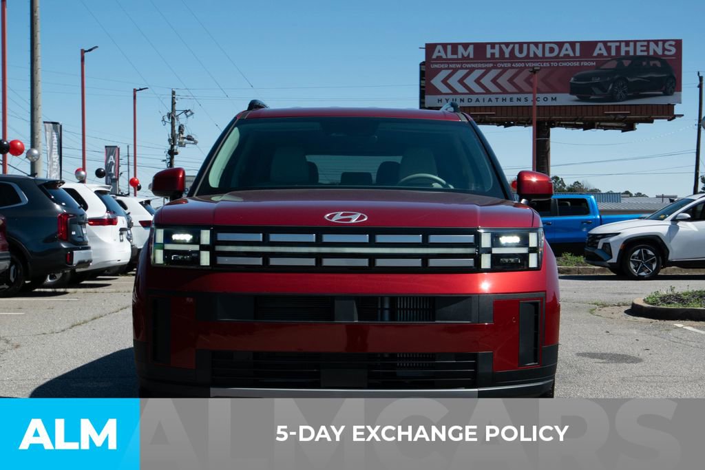 Used 2025 Hyundai Santa Fe SEL image 3