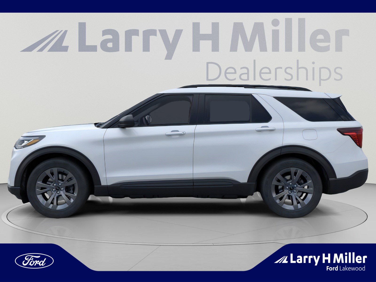 New 2026 Ford Explorer Active w/ Active Comfort Package AWD/4WD image 3