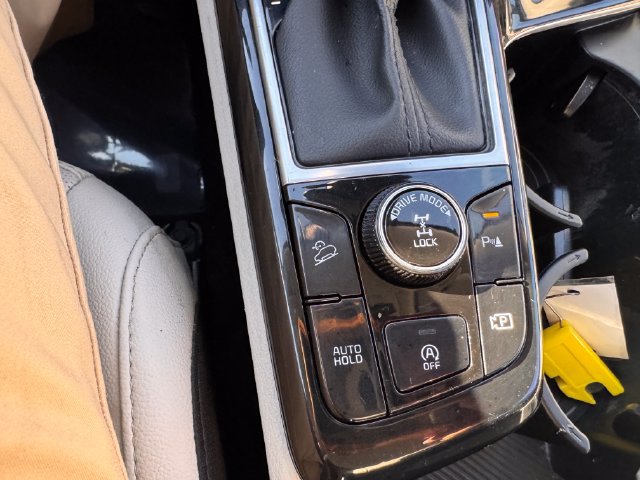 Used 2025 Kia Sportage EX w/ Premium Package AWD/4WD image 39