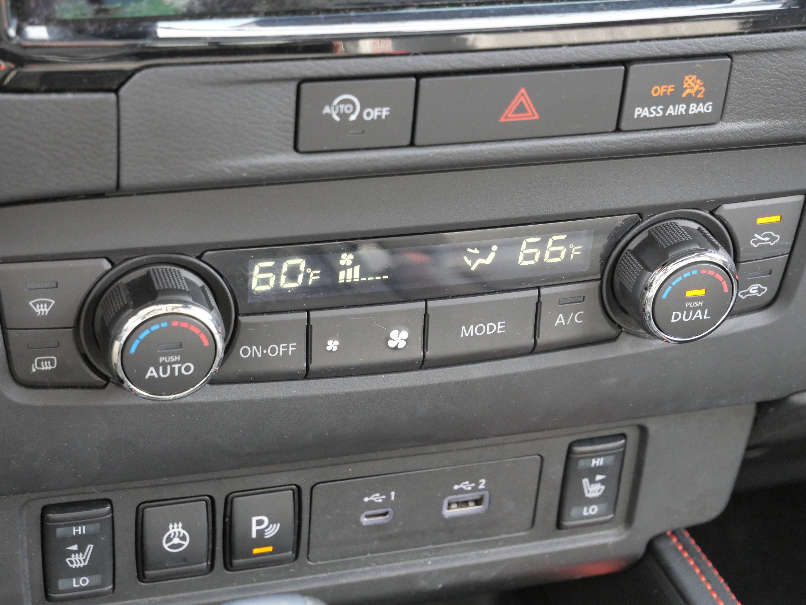 Used 2023 Nissan Frontier PRO-4X w/ Pro-4X Premium Package image 26