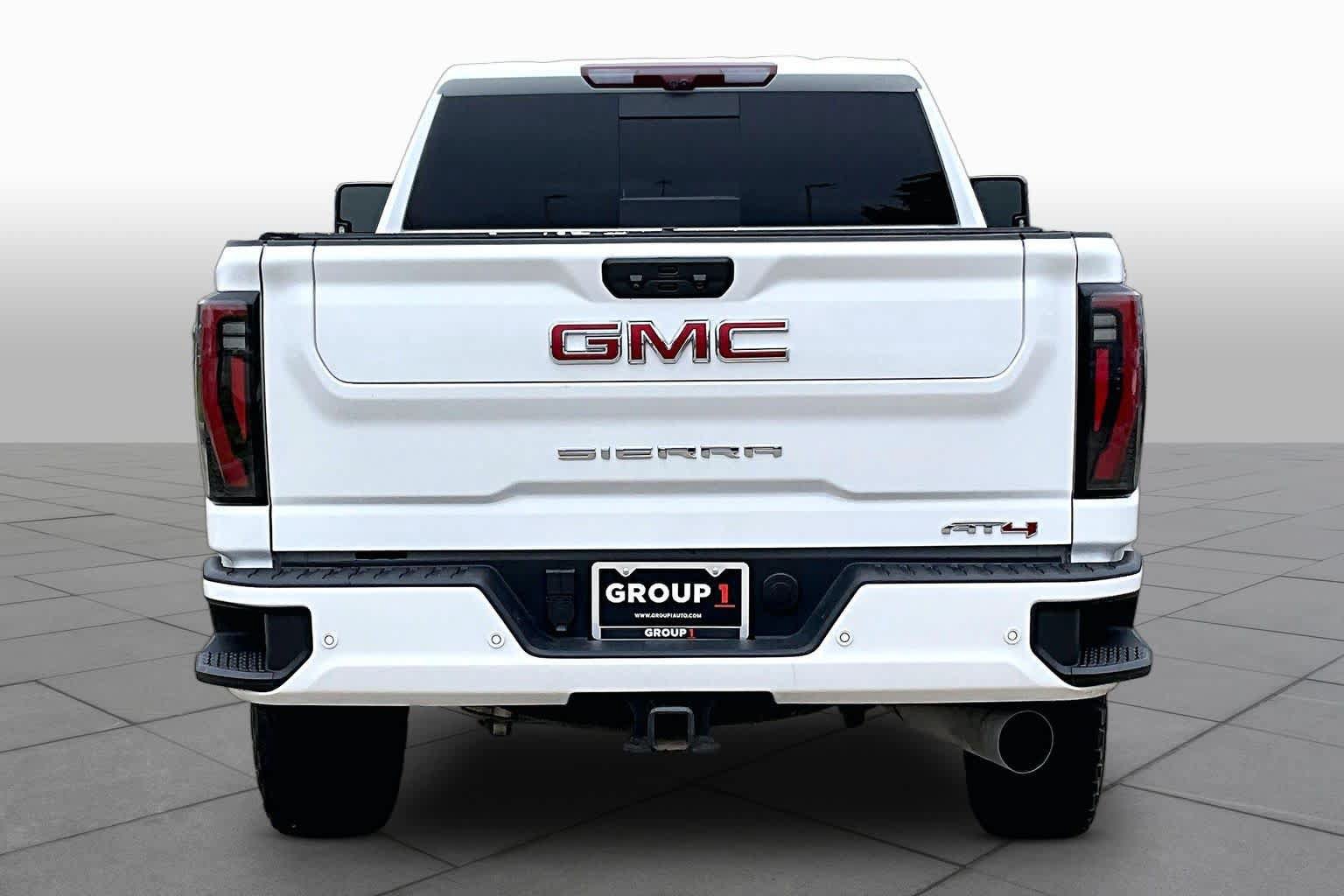 Used 2025 GMC Sierra 2500 AT4 w/ AT4 Premium Plus Package AWD/4WD image 5