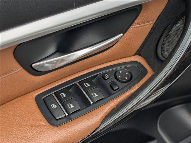 Used 2016 BMW 340i xDrive Sedan image 11