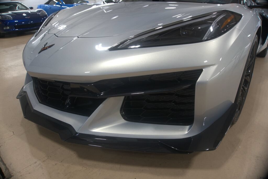 Used 2024 Chevrolet Corvette Z06 w/ Battery Protection Package RWD image 10