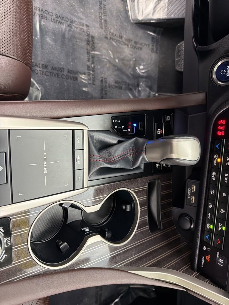 Used 2020 Lexus RX 450h AWD w/ Luxury Package image 16