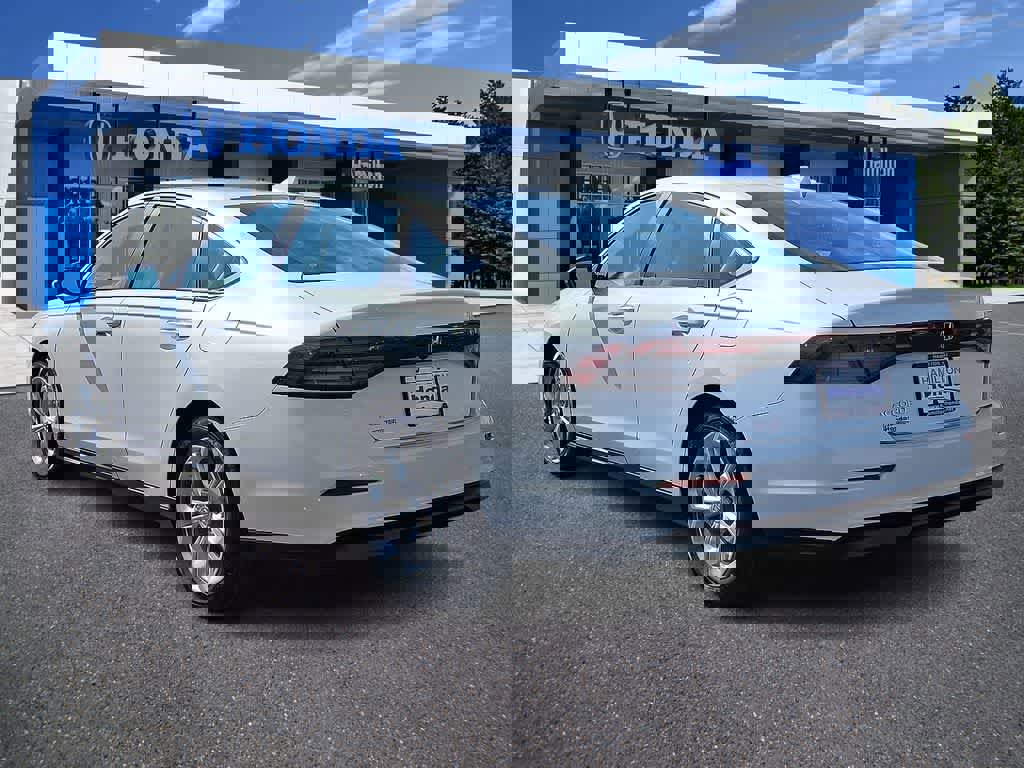 Certified 2023 Honda Accord LX image 22