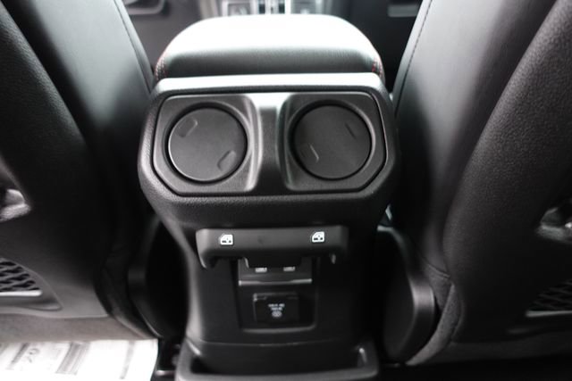 New 2026 Jeep Wrangler Unlimited Rubicon w/ Technology Group image 26