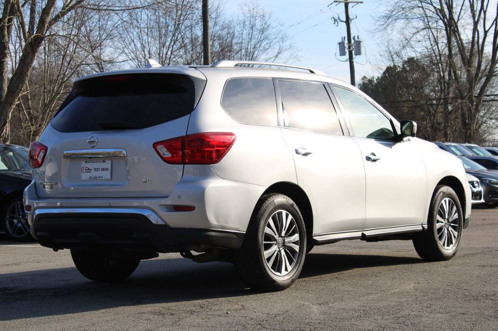 Used 2020 Nissan Pathfinder SL image 8