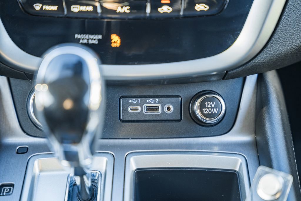 Used 2023 Nissan Murano SV image 24