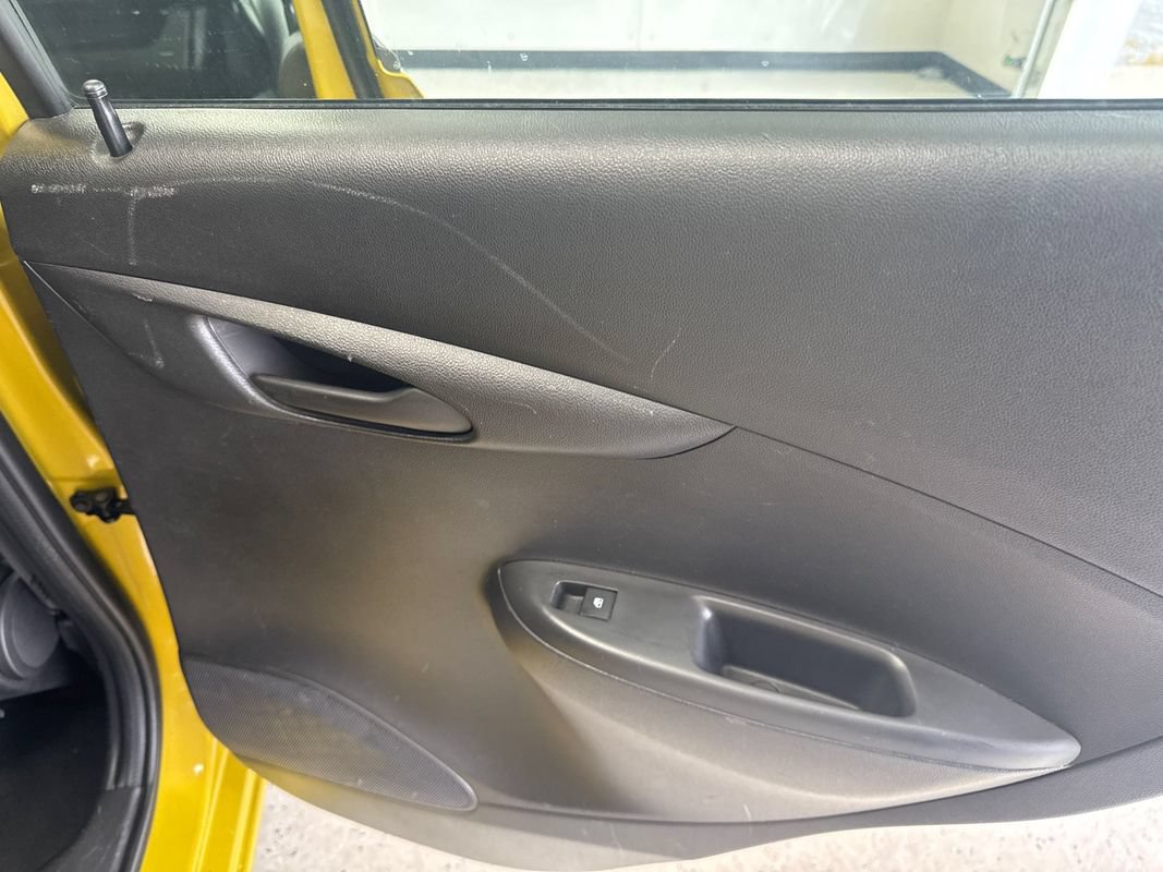 Used 2022 Chevrolet Spark LT FWD image 29