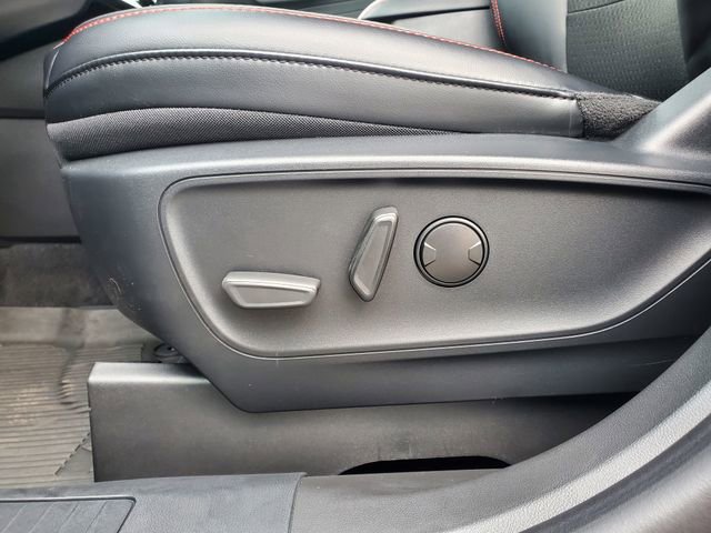 Used 2024 Ford Escape ST-Line w/ Tech Pack #1 image 6