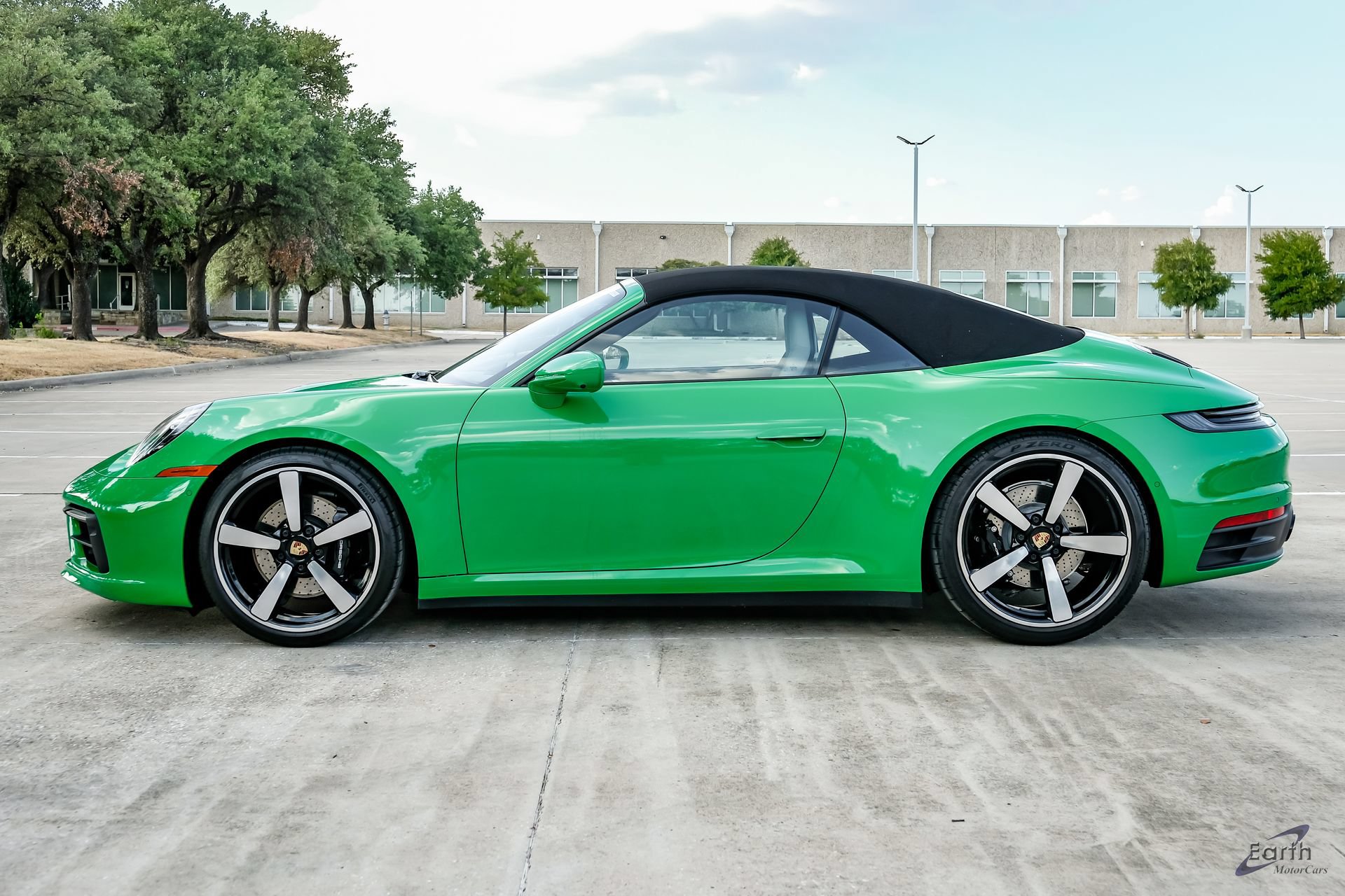 Used 2023 Porsche 911 Carrera 4S AWD/4WD image 8