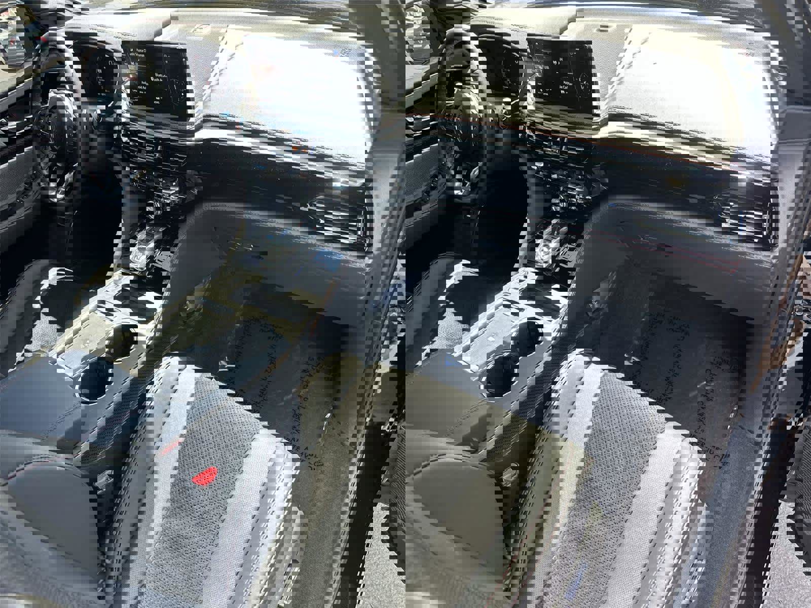 Used 2025 Acura MDX A-Spec image 12