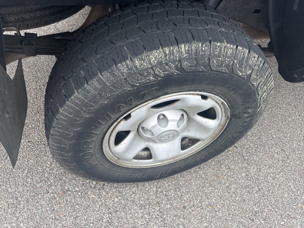 Used 2017 Toyota Tacoma SR5 image 17