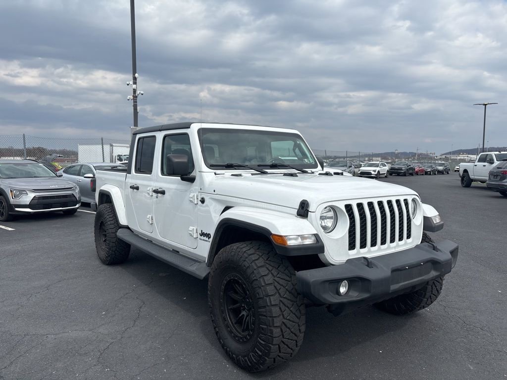Used 2021 Jeep Gladiator Sport image 1
