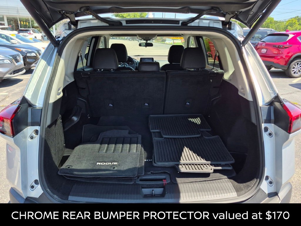 Certified 2023 Nissan Rogue SV w/ SV Premium B Package AWD/4WD image 10