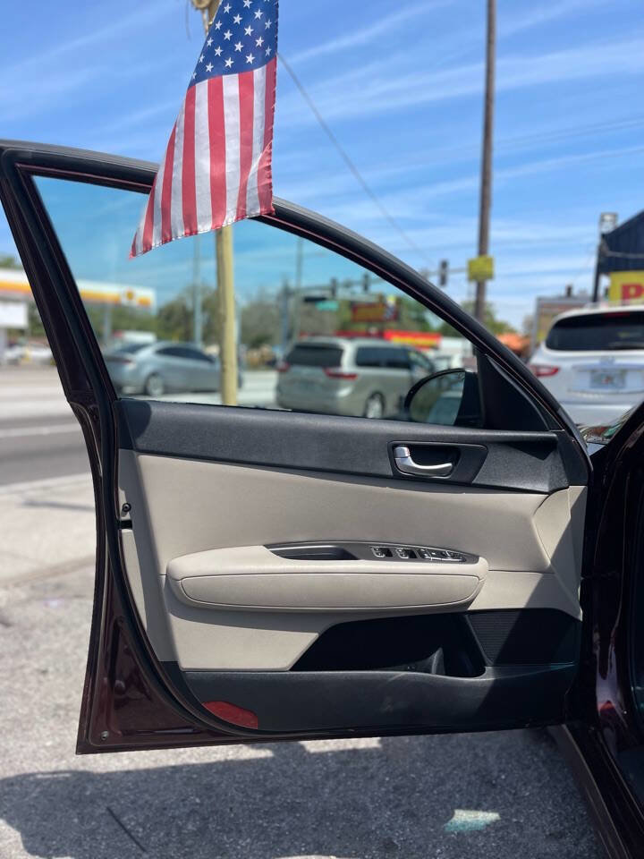 Used 2016 Kia Optima LX image 22