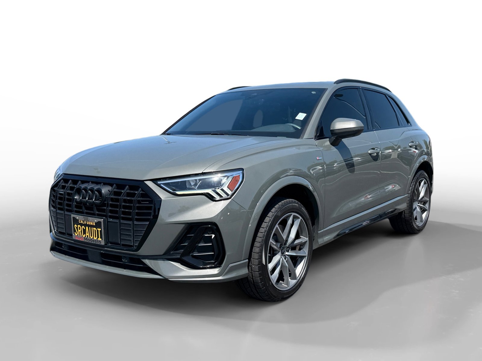 Used 2022 Audi Q3 2.0T Premium Plus w/ Premium Plus Package image 1
