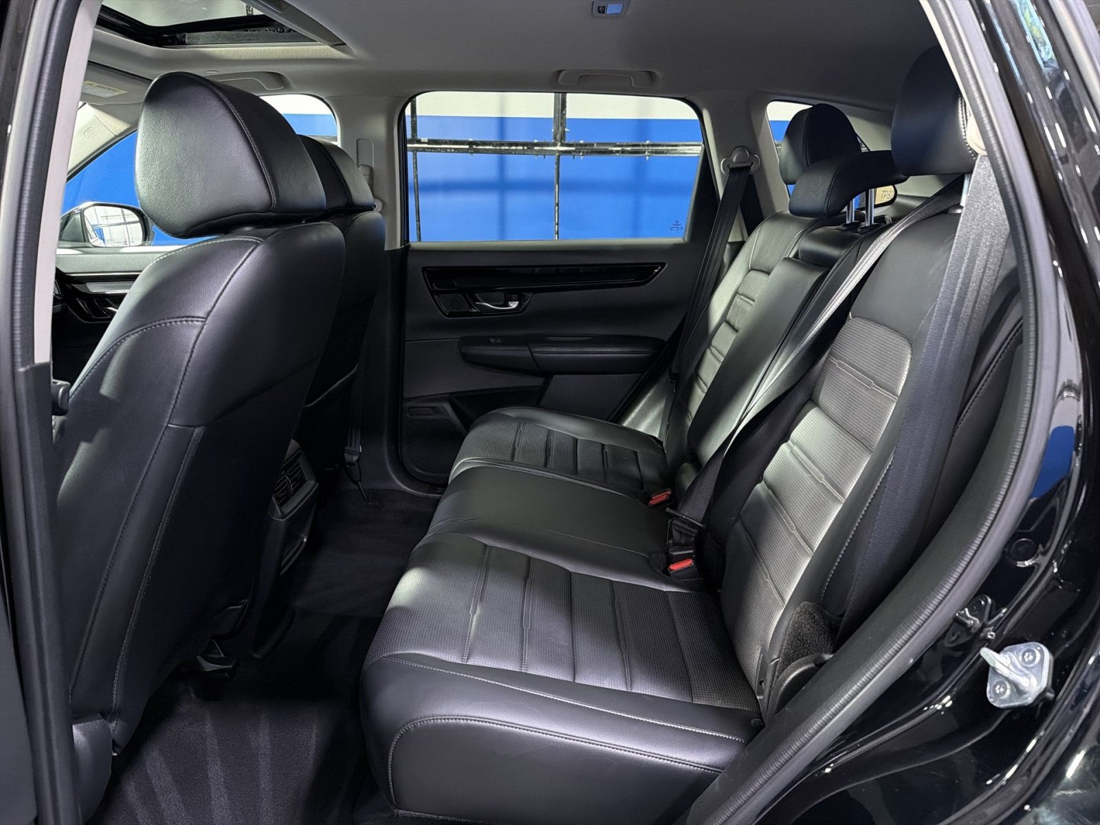 Used 2023 Honda CR-V EX-L image 29