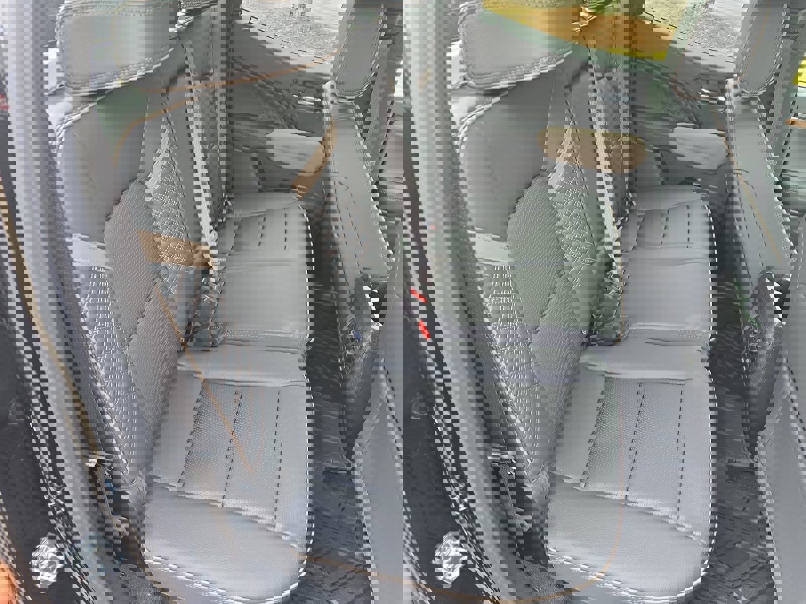 New 2026 GMC Canyon Denali image 11