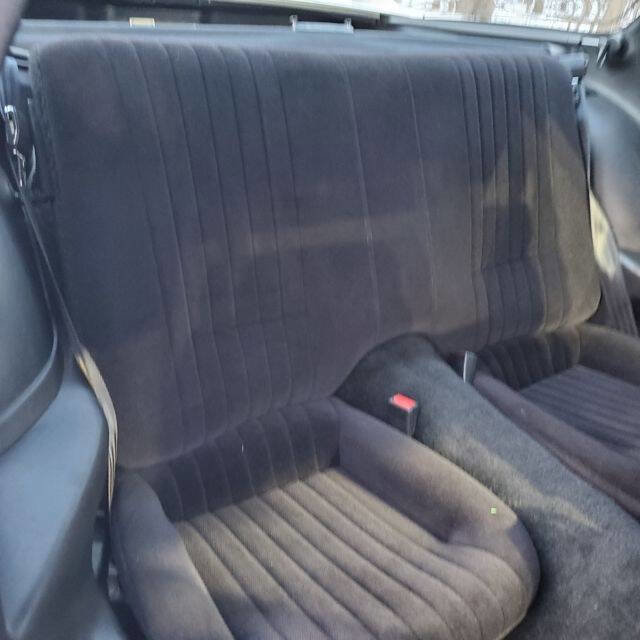 Used 1991 Pontiac Firebird Coupe image 39
