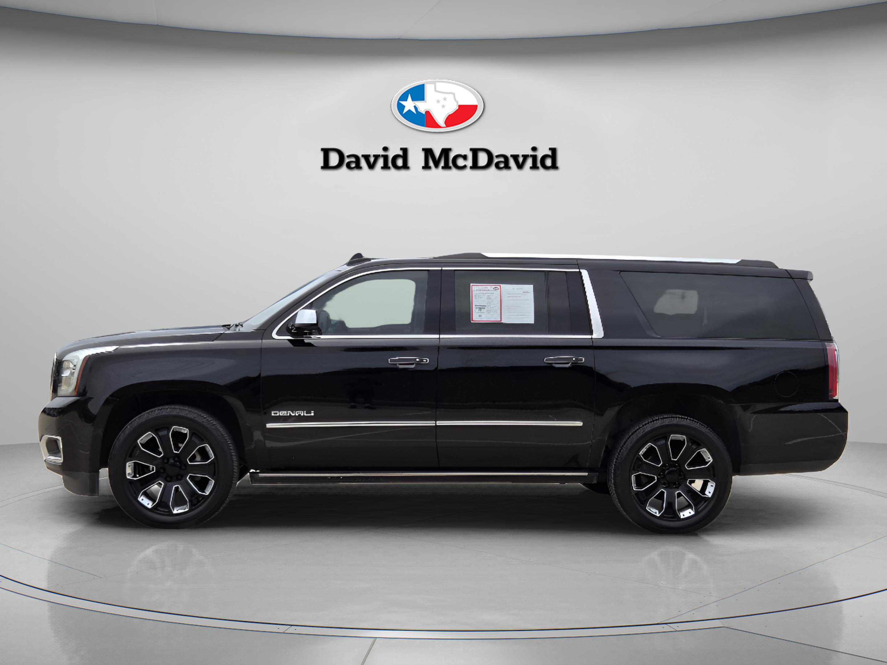 Used 2019 GMC Yukon XL Denali w/ Denali Ultimate Package AWD/4WD image 2
