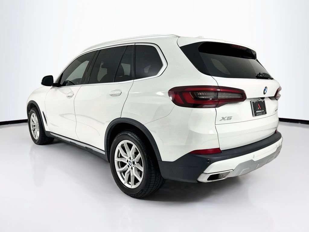 Used 2022 BMW X5 xDrive40i AWD/4WD image 3
