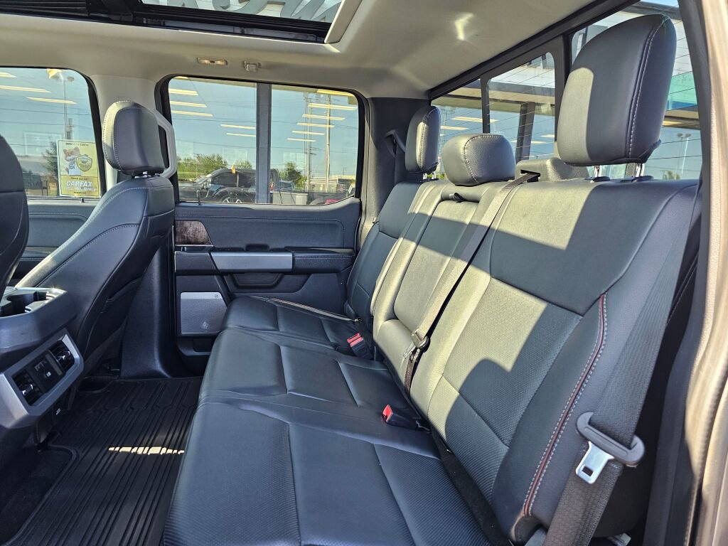 Certified 2023 Ford F450 Lariat w/ Camper Package image 13