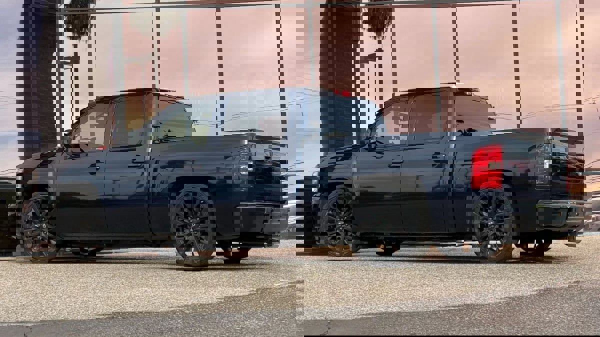 Used 2012 Chevrolet Silverado 1500 LT w/ Max Trailering Pack image 9