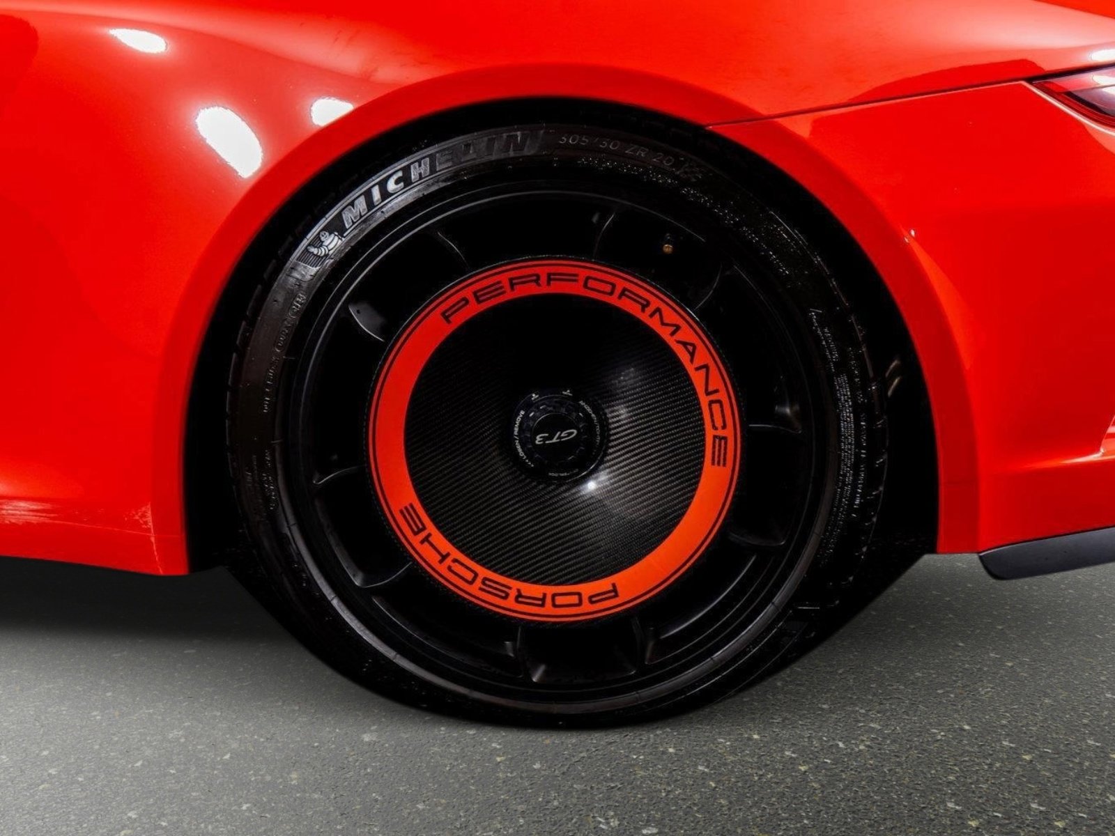 Used 2018 Porsche 911 GT3 RWD image 18