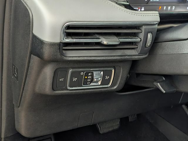 Used 2021 Lincoln Corsair FWD image 11