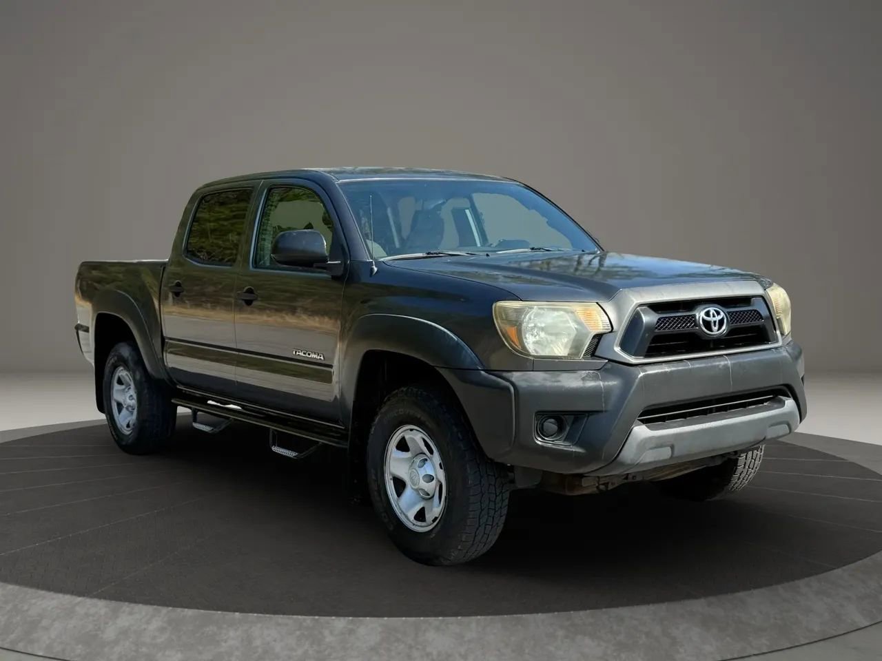 Used 2012 Toyota Tacoma PreRunner w/ Convenience Pkg RWD image 3