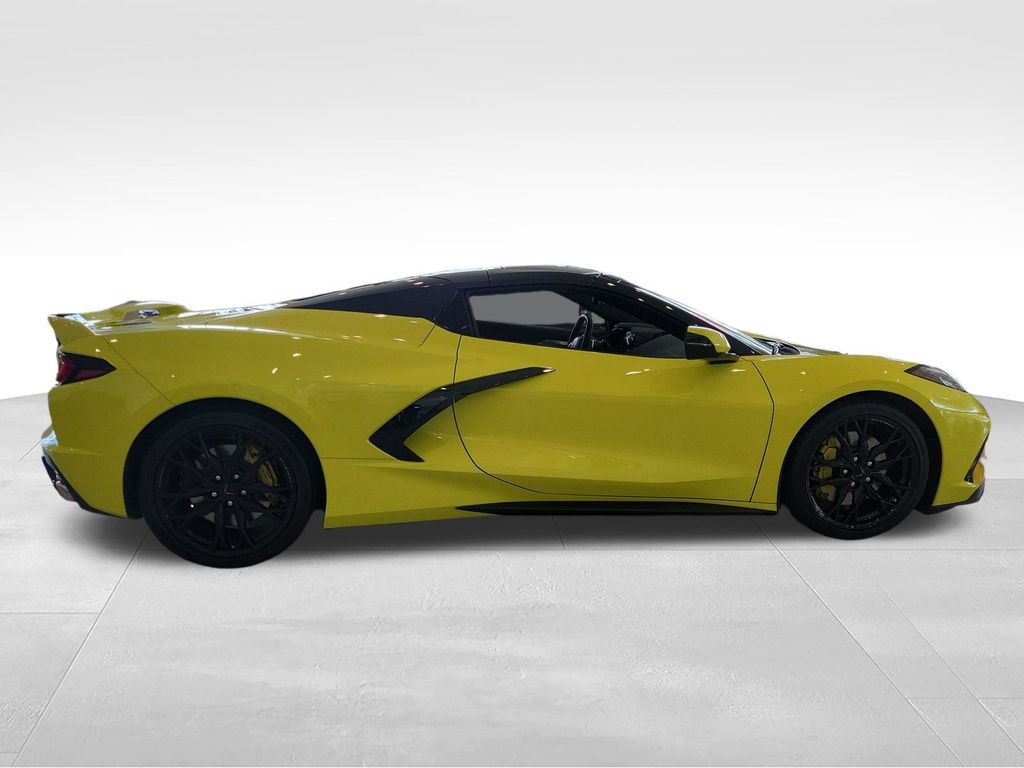 Used 2024 Chevrolet Corvette Stingray Preferred Conv w/ Z51 Performance Package RWD image 11