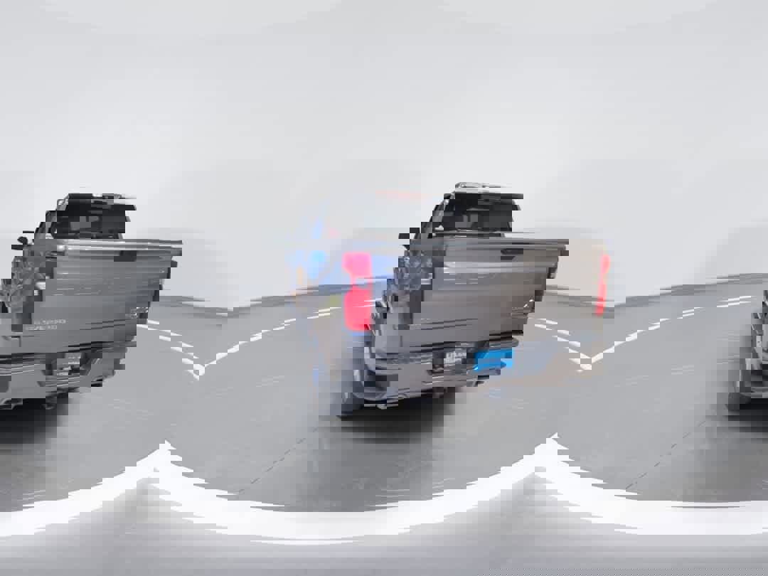 Used 2019 Chevrolet Silverado 1500 High Country w/ Technology Package image 7