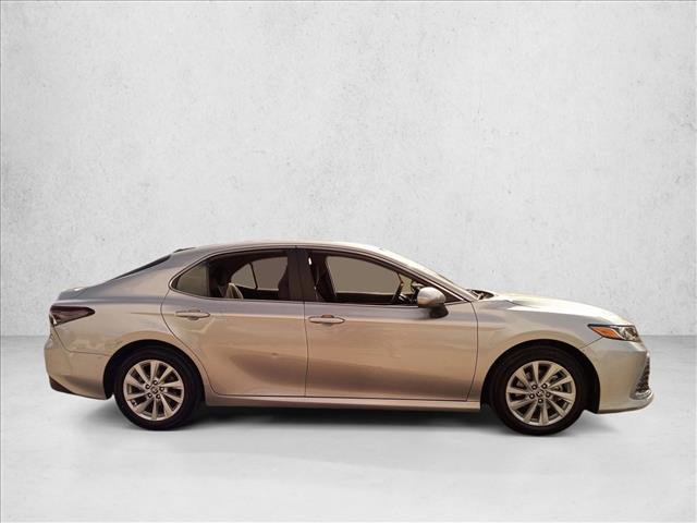 Used 2024 Toyota Camry LE FWD image 4